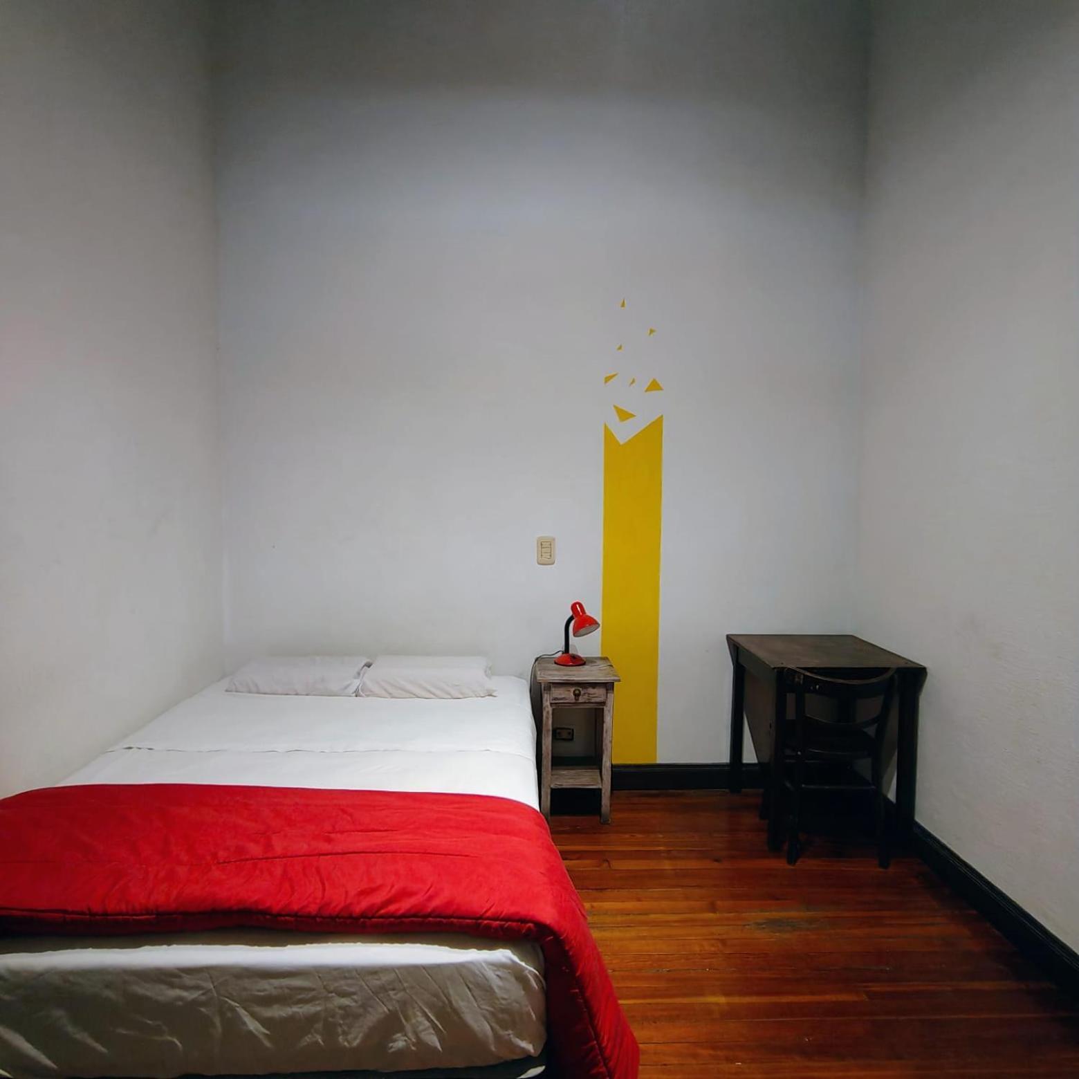 Parla Hostel Buenos Aires Exterior photo